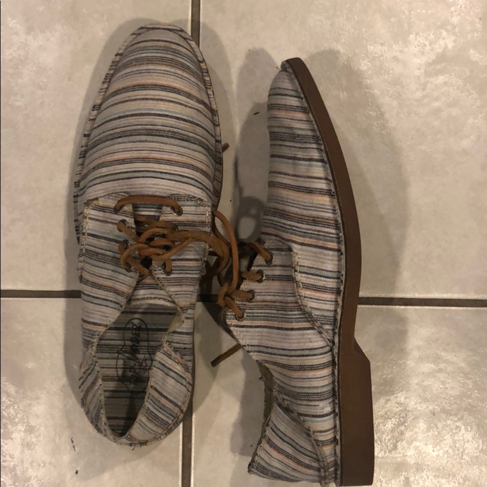 Harbor plan toe tan stripe sz 13 men